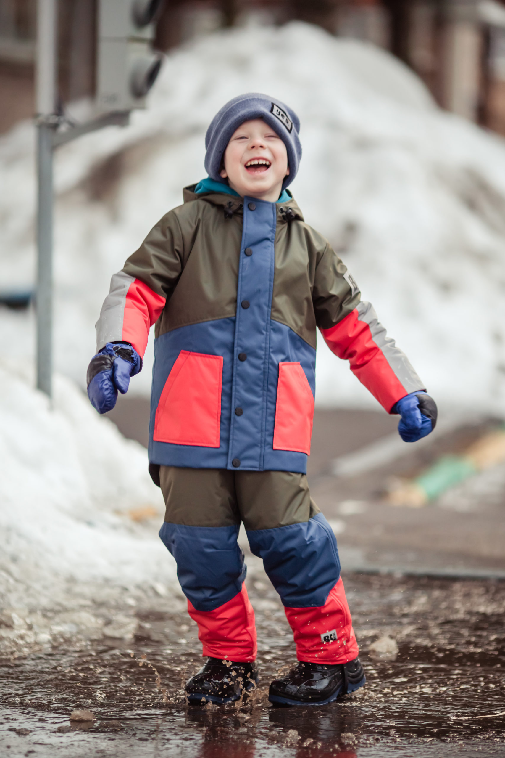 Какой утеплитель для детской зимней одежды лучше?
